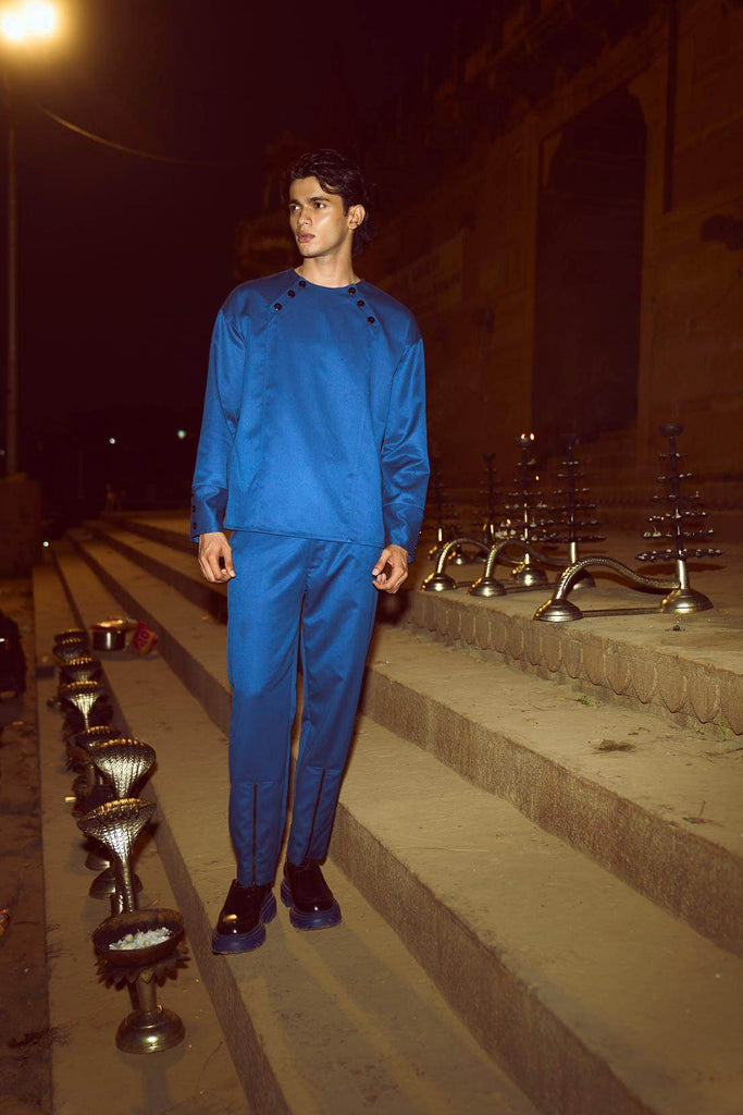 BUTTON ON SHIRT - dash and dot dash and dot