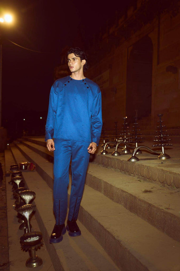 BUTTON ON SHIRT - dash and dot dash and dot