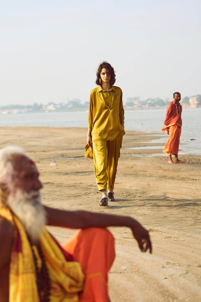 LAYERED OCHRE SET - dash and dot dash and dot