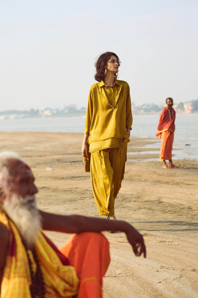 LAYERED OCHRE SET - dash and dot dash and dot