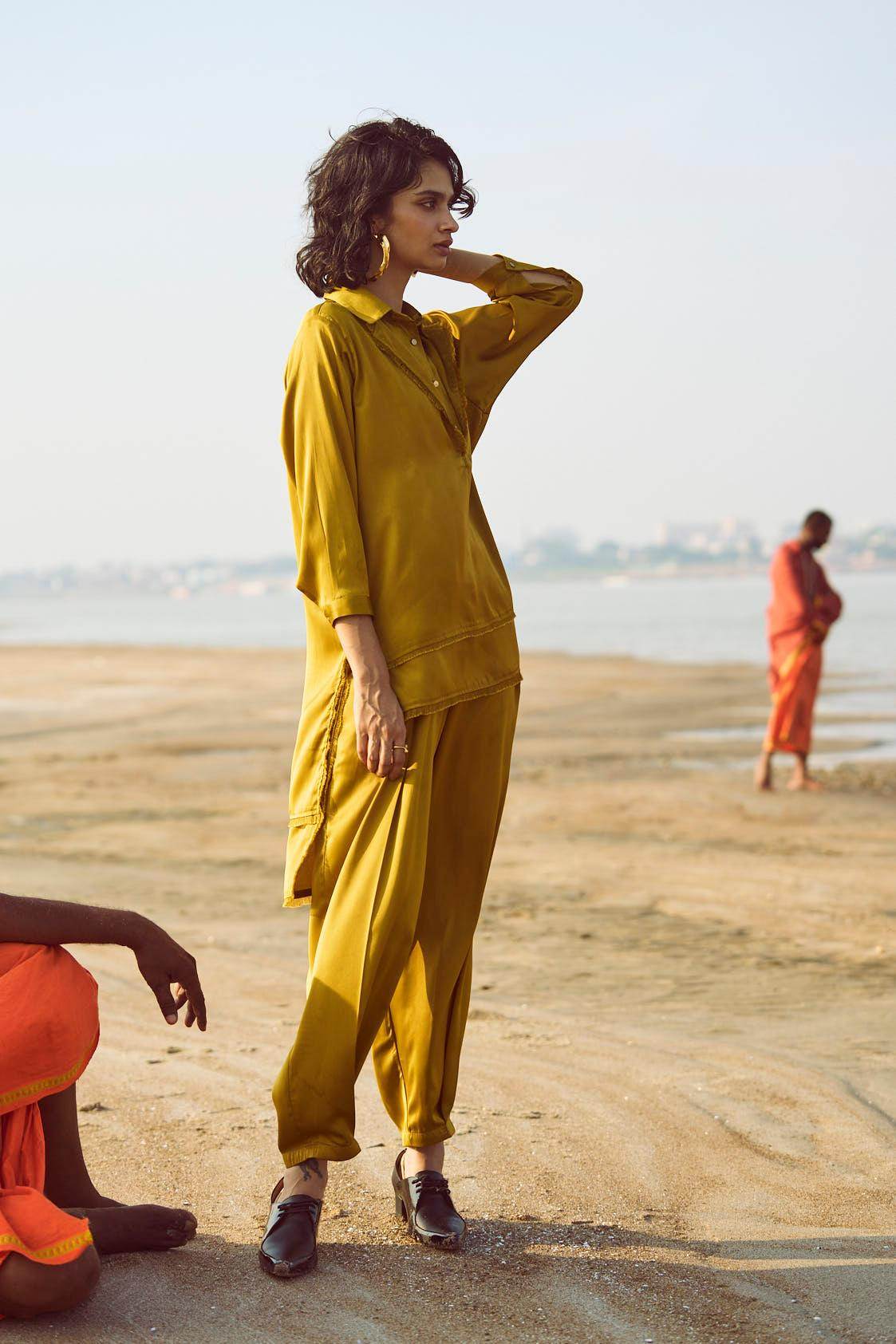 OCHRE INVERTED PLEAT PANT - dash and dot