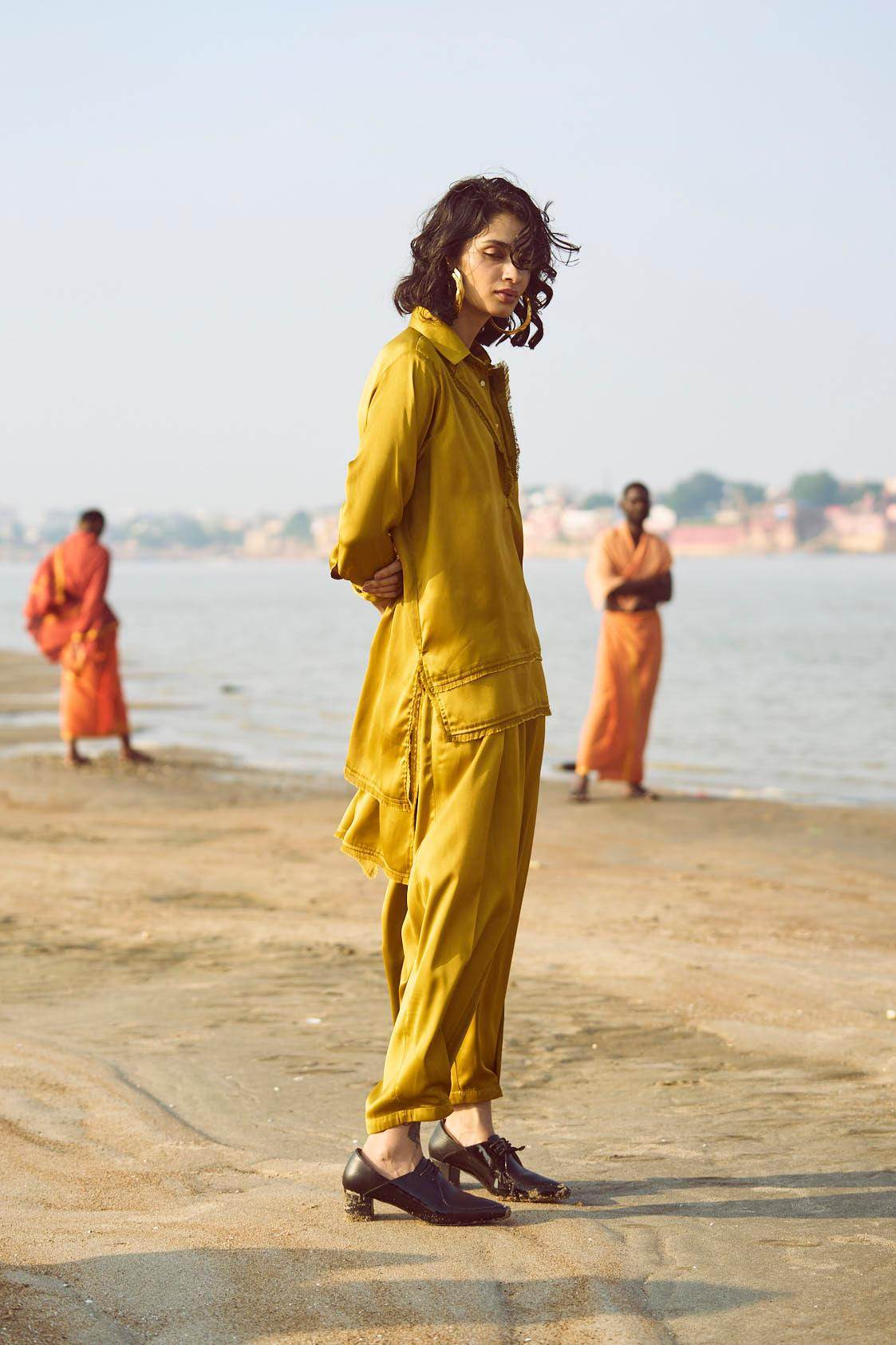 OCHRE INVERTED PLEAT PANT - dash and dot