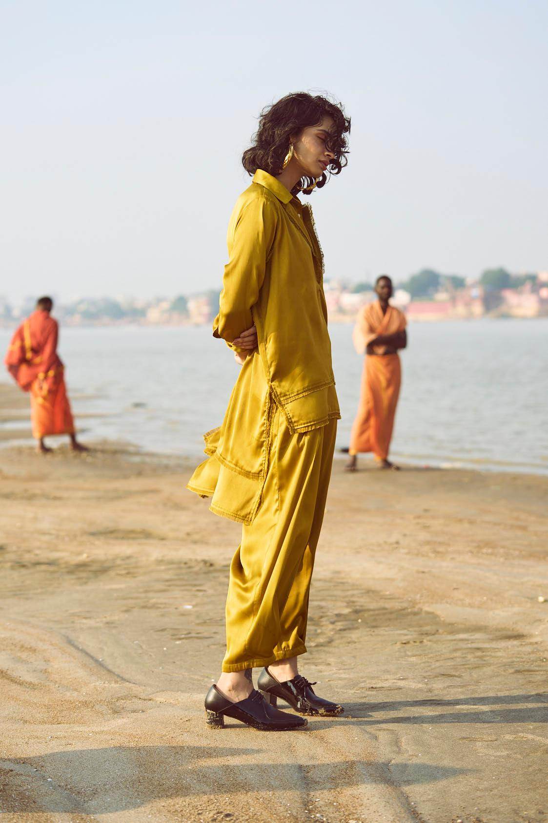 OCHRE INVERTED PLEAT PANT - dash and dot