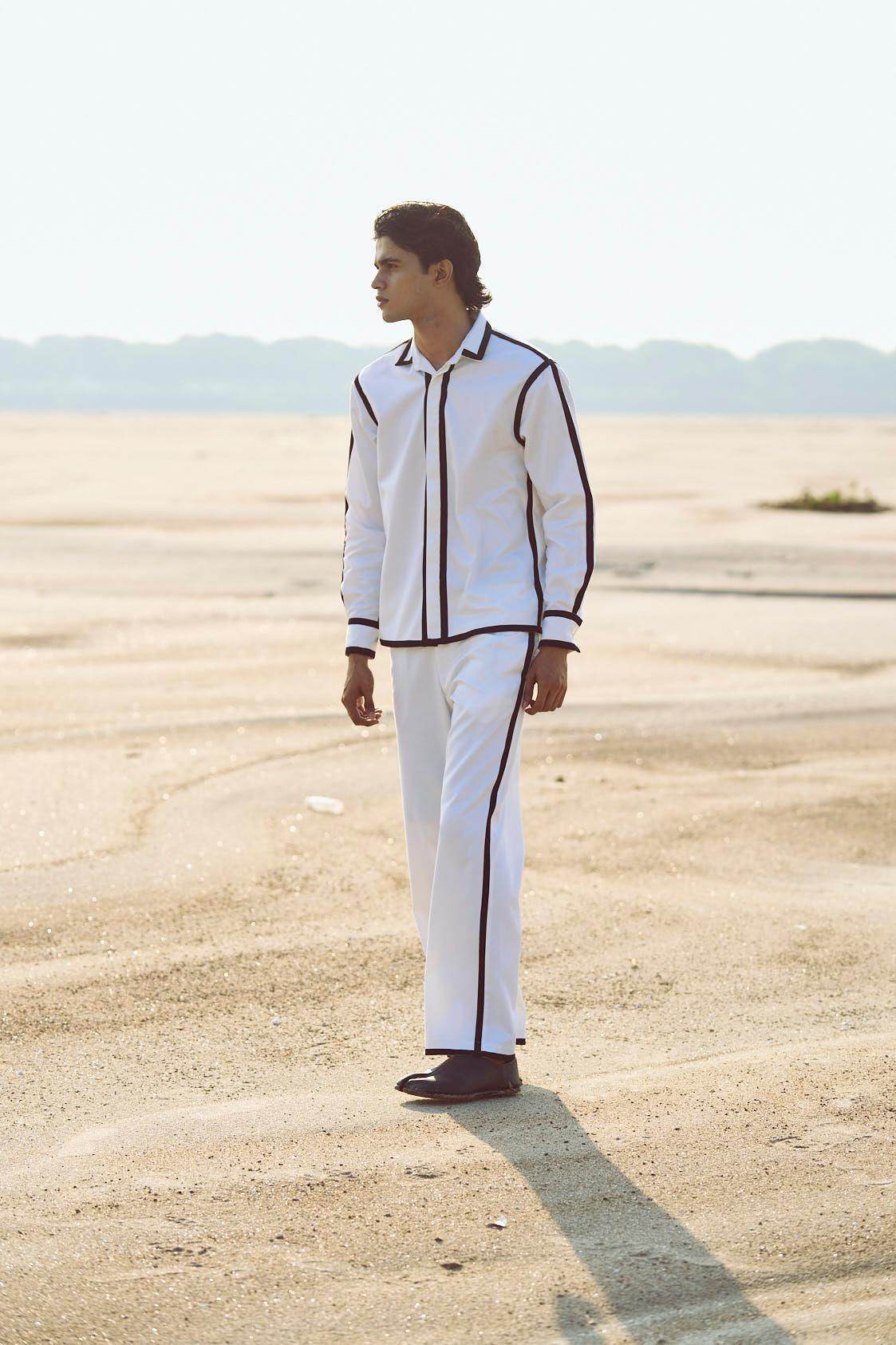 OUTLINE SET - dash and dot