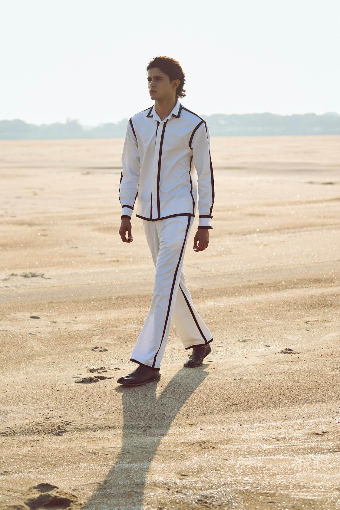 OUTLINE SET - dash and dot