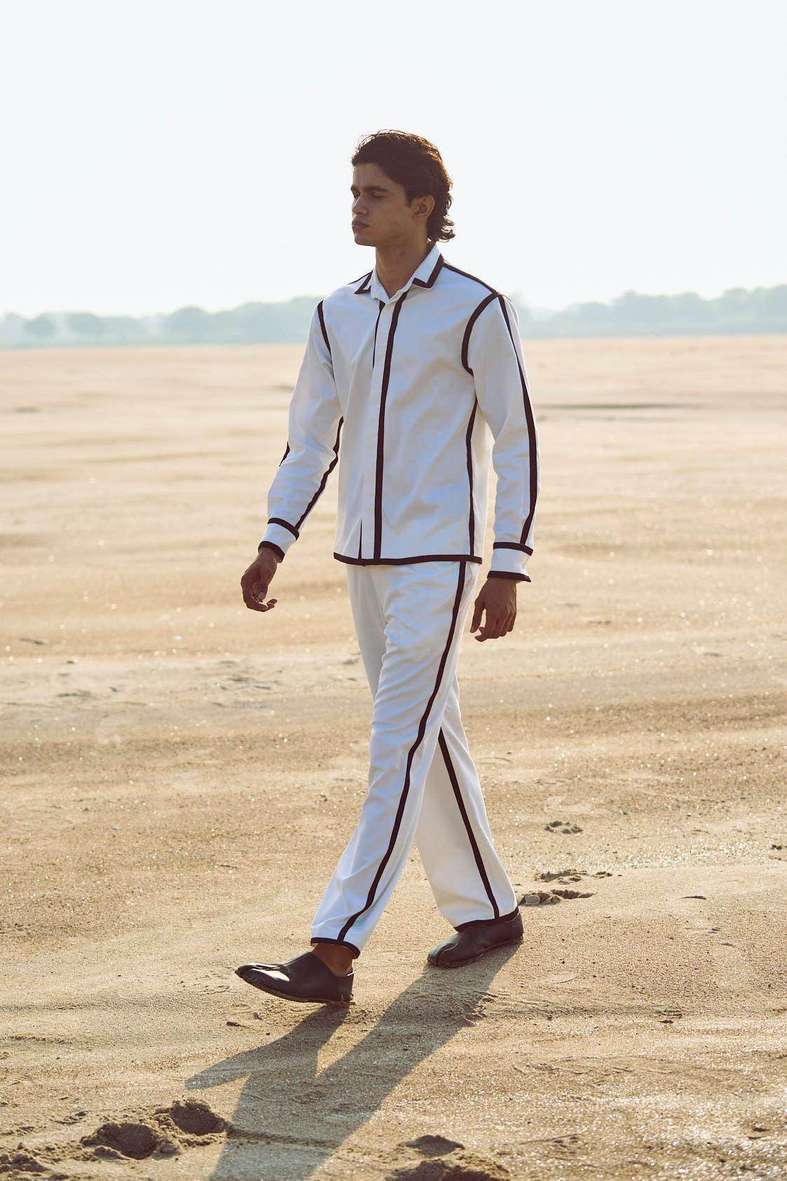 OUTLINE SET - dash and dot