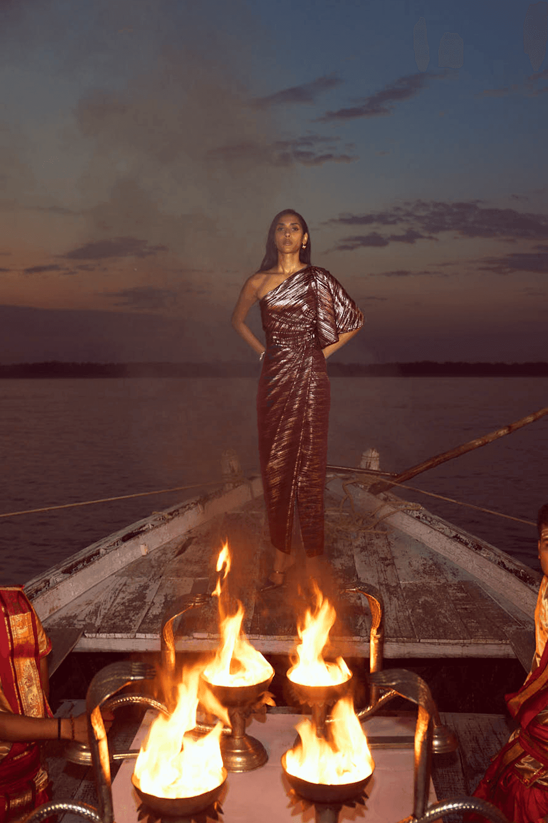 SINGLE SLEEVE FOIL PLEATED DRESS - dash and dot