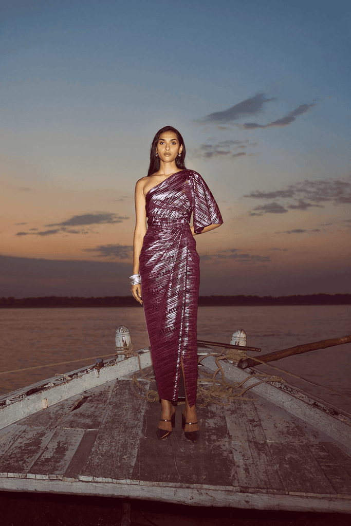 SINGLE SLEEVE FOIL PLEATED DRESS - dash and dot dash and dot