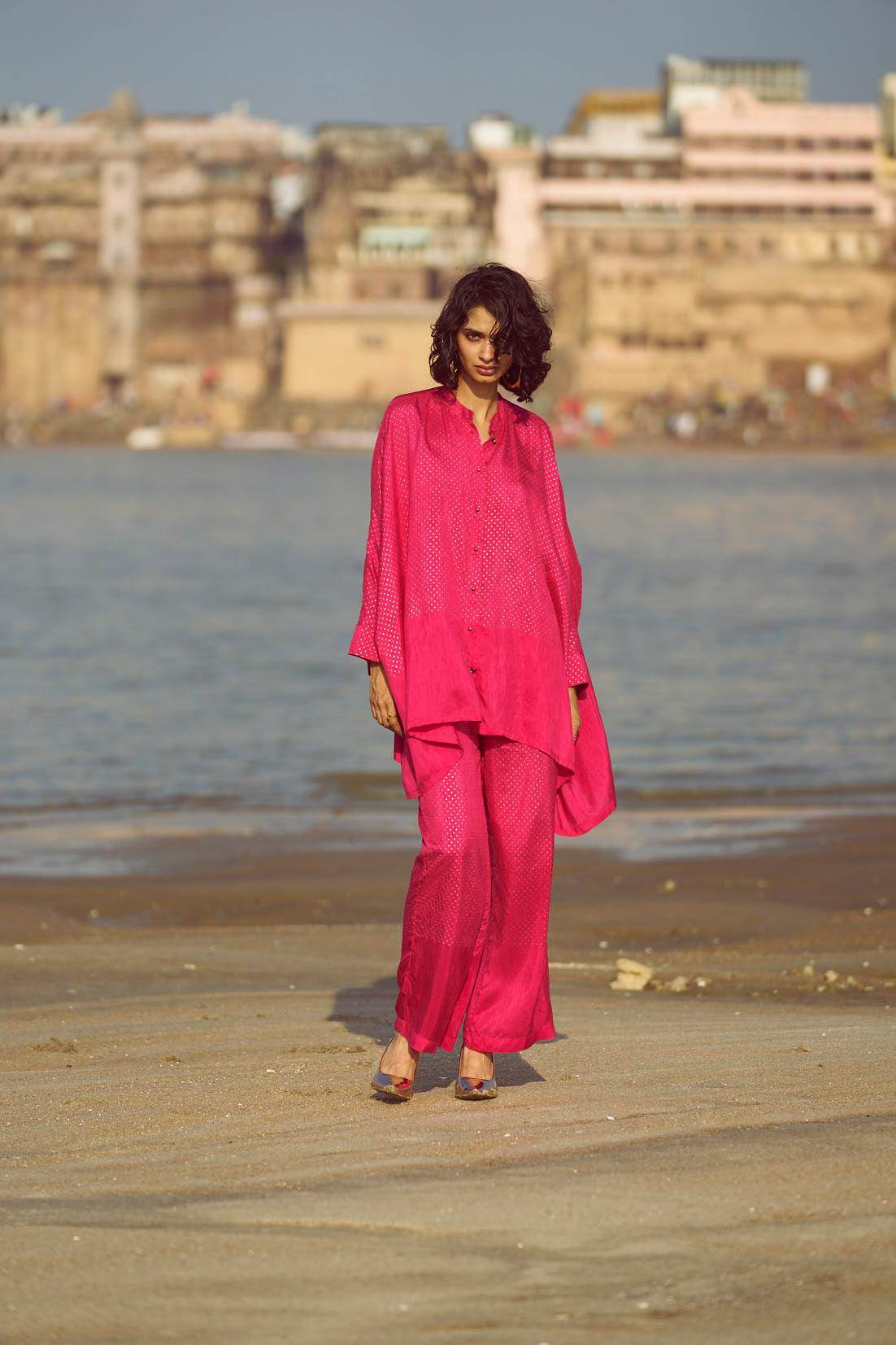 DOT FOIL PRINT SHIRT - dash and dot