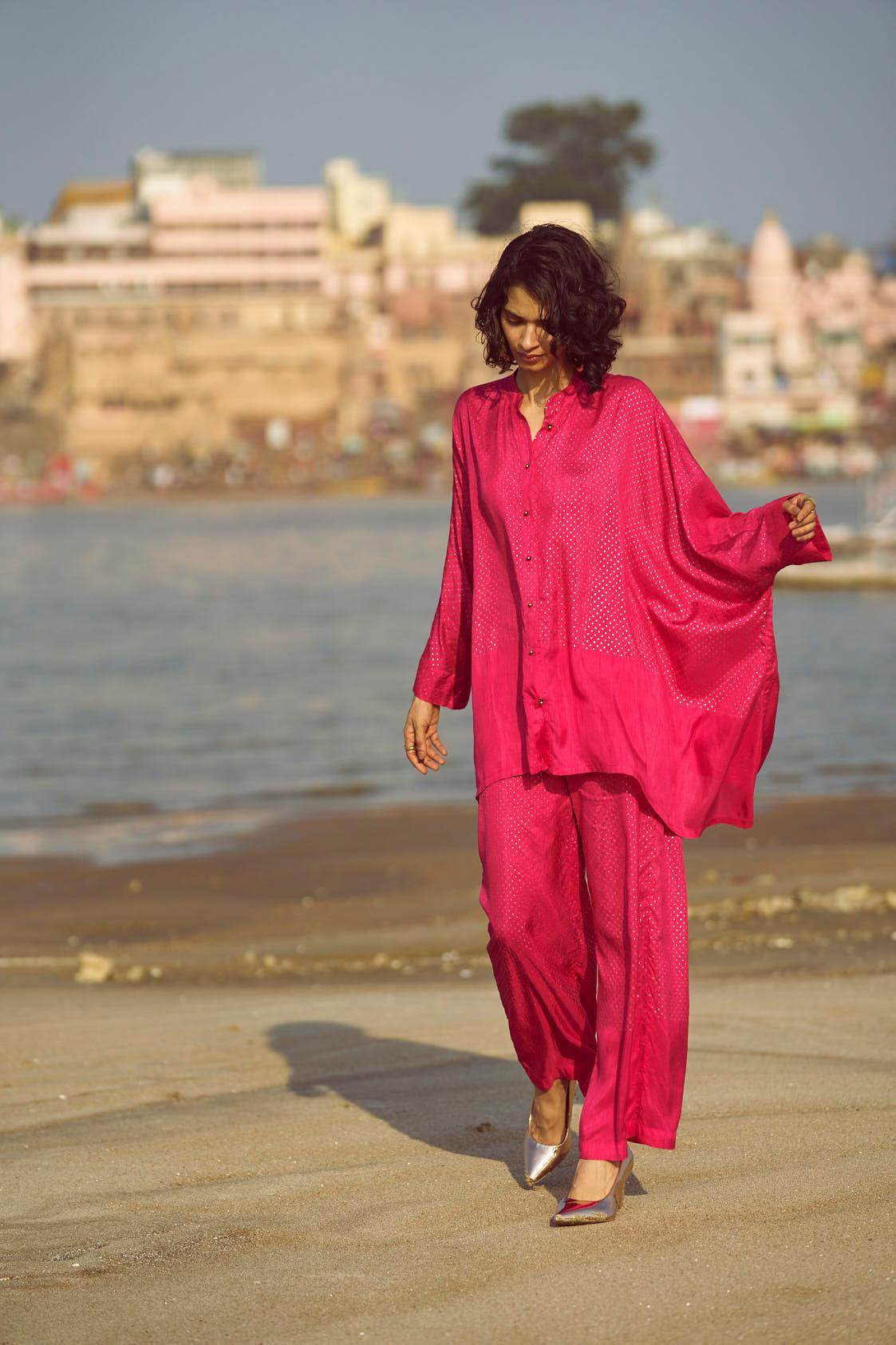 DOT FOIL PRINT SHIRT - dash and dot