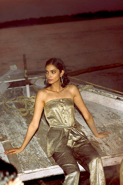 OFF-SHOULDER LAMÉ TOP - dash and dot