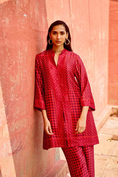 RATTAN PRINTED TOP - dash and dot