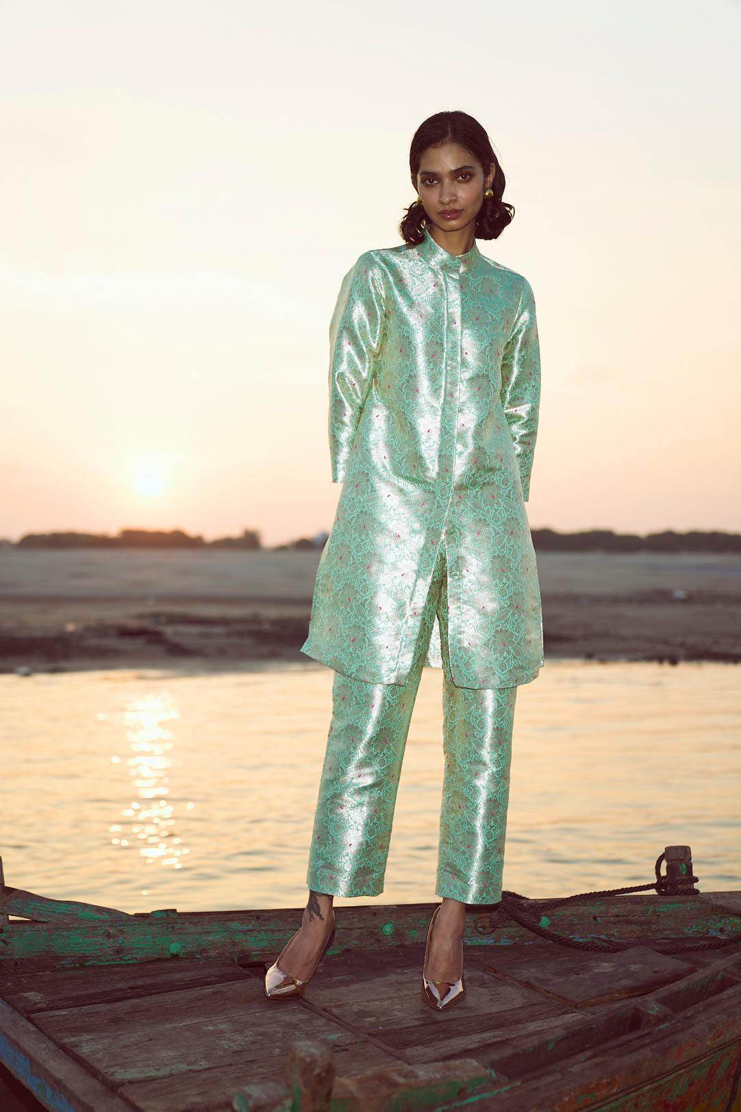 STRUCTURED BROCADE PANT SET - dash and dot