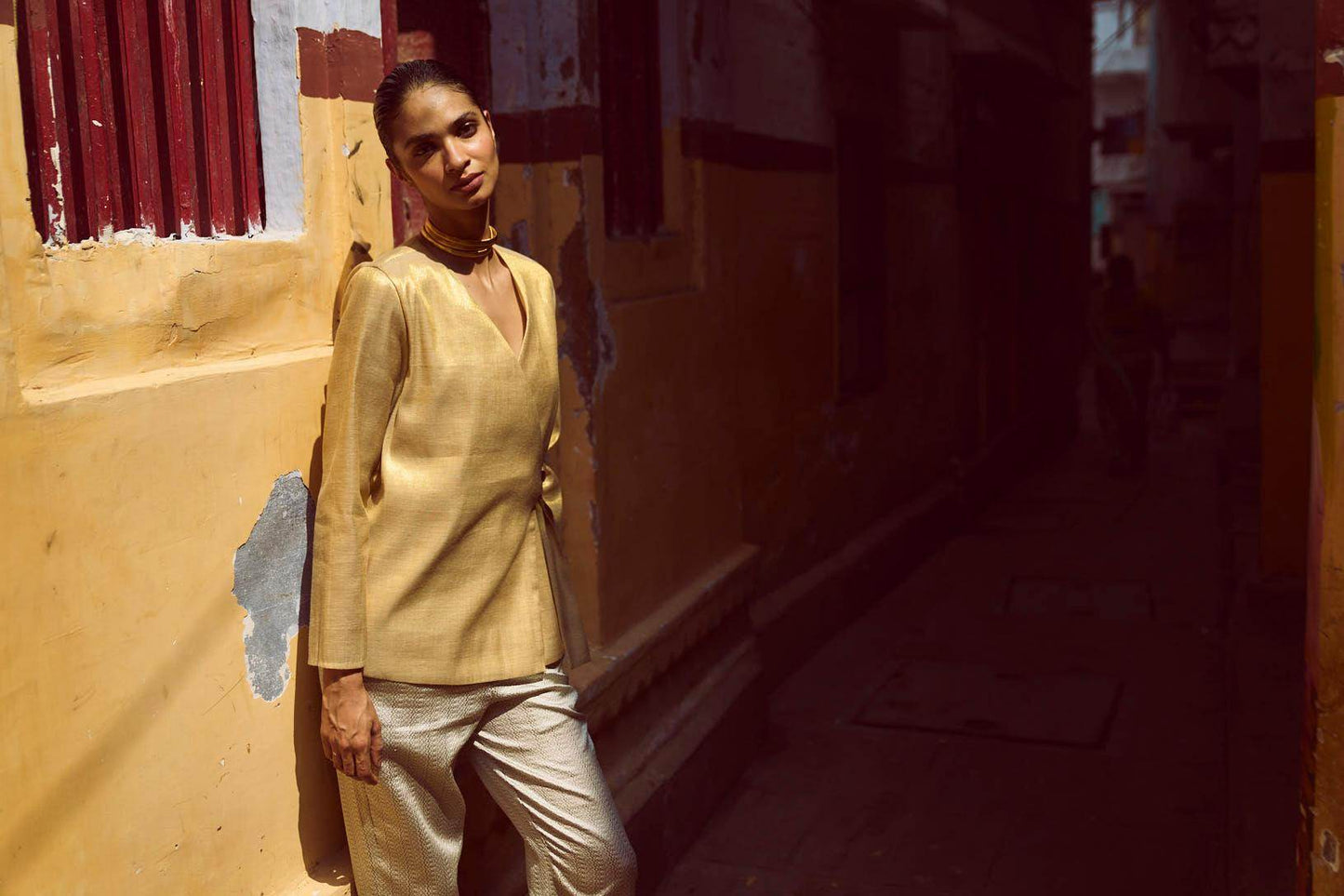 SHIMMER WRAP TOP - dash and dot