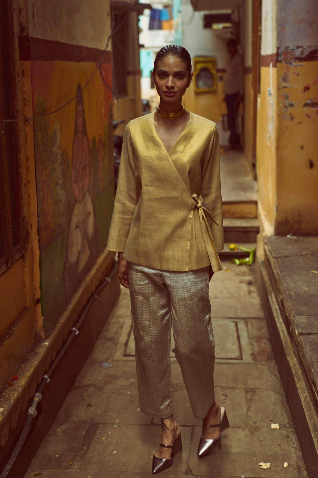 SHIMMER WRAP TOP - dash and dot