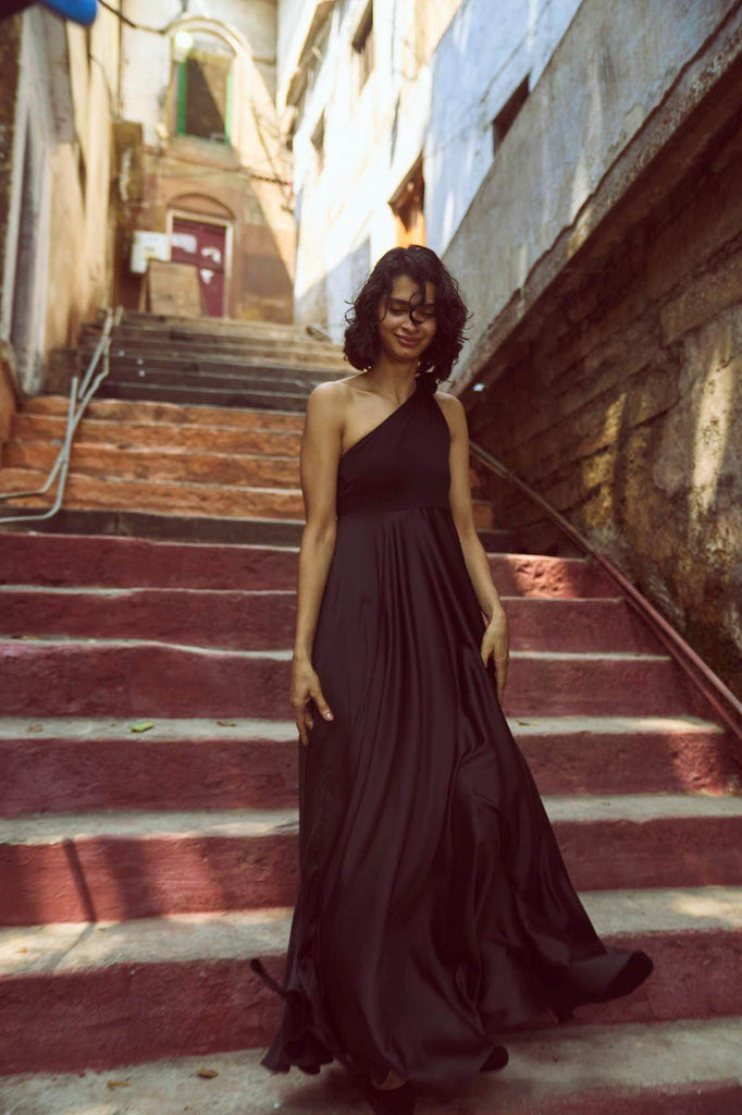 ONE SHOULDER FIT & FLARE GOWN - dash and dot dash and dot