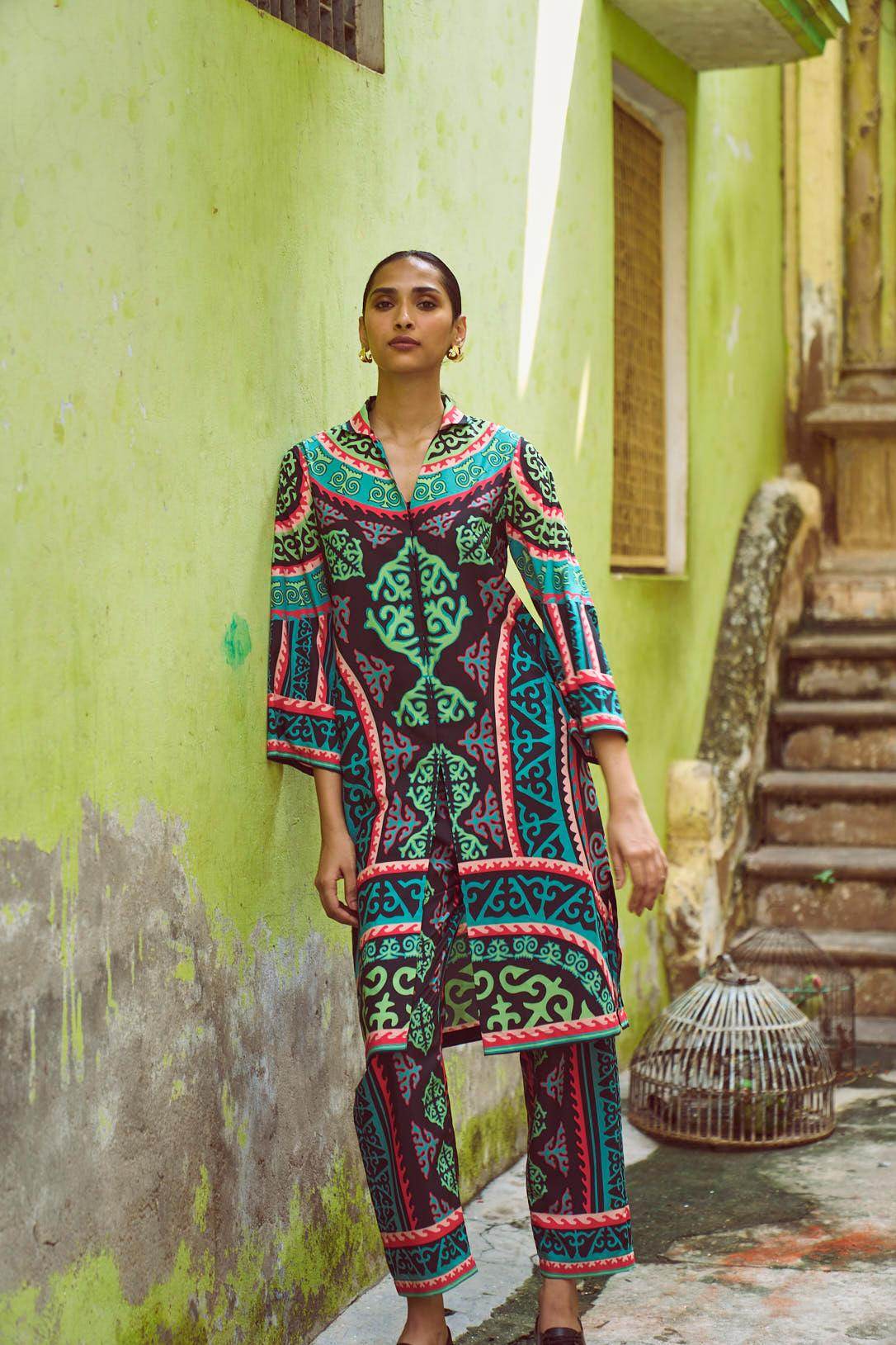 TRIBAL PRINTED PANT - dash and dot