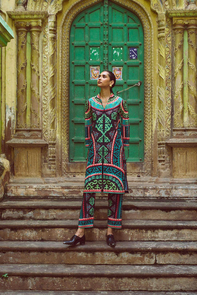 TRIBAL PRINTED SET - dash and dot dash and dot