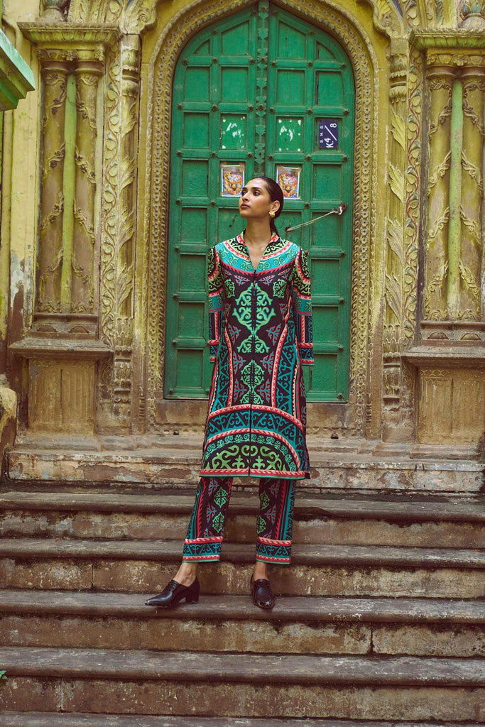 TRIBAL PRINTED TOP - dash and dot dash and dot