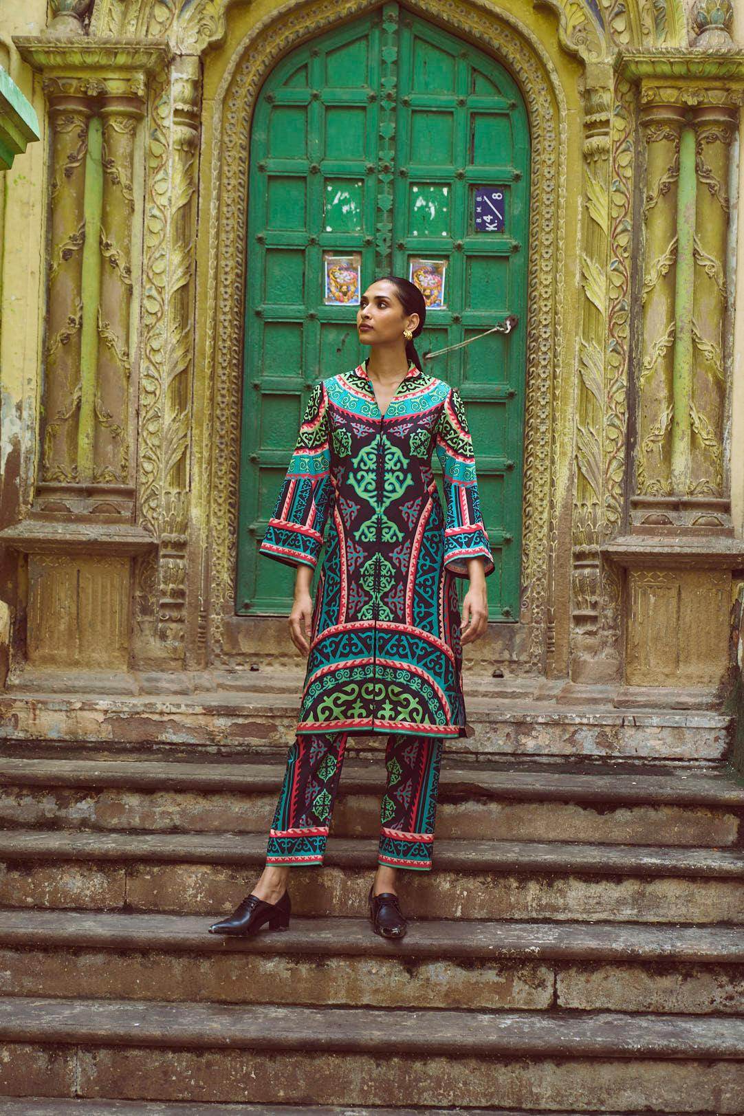 TRIBAL PRINTED PANT - dash and dot