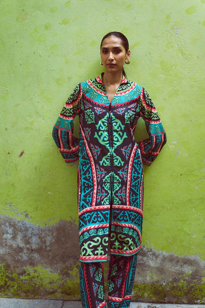 TRIBAL PRINTED SET - dash and dot dash and dot