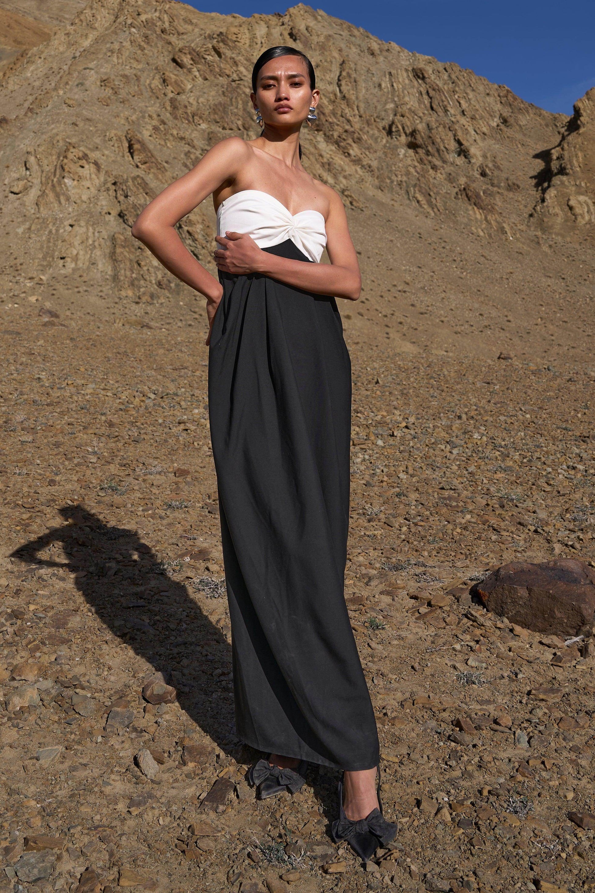 B/W BLOCKED DRAPE GOWN - dash and dot