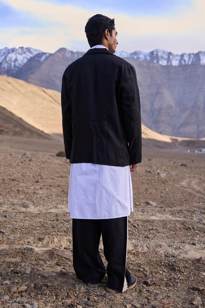 BLACK LINEN BLAZER - dash and dot dash and dot