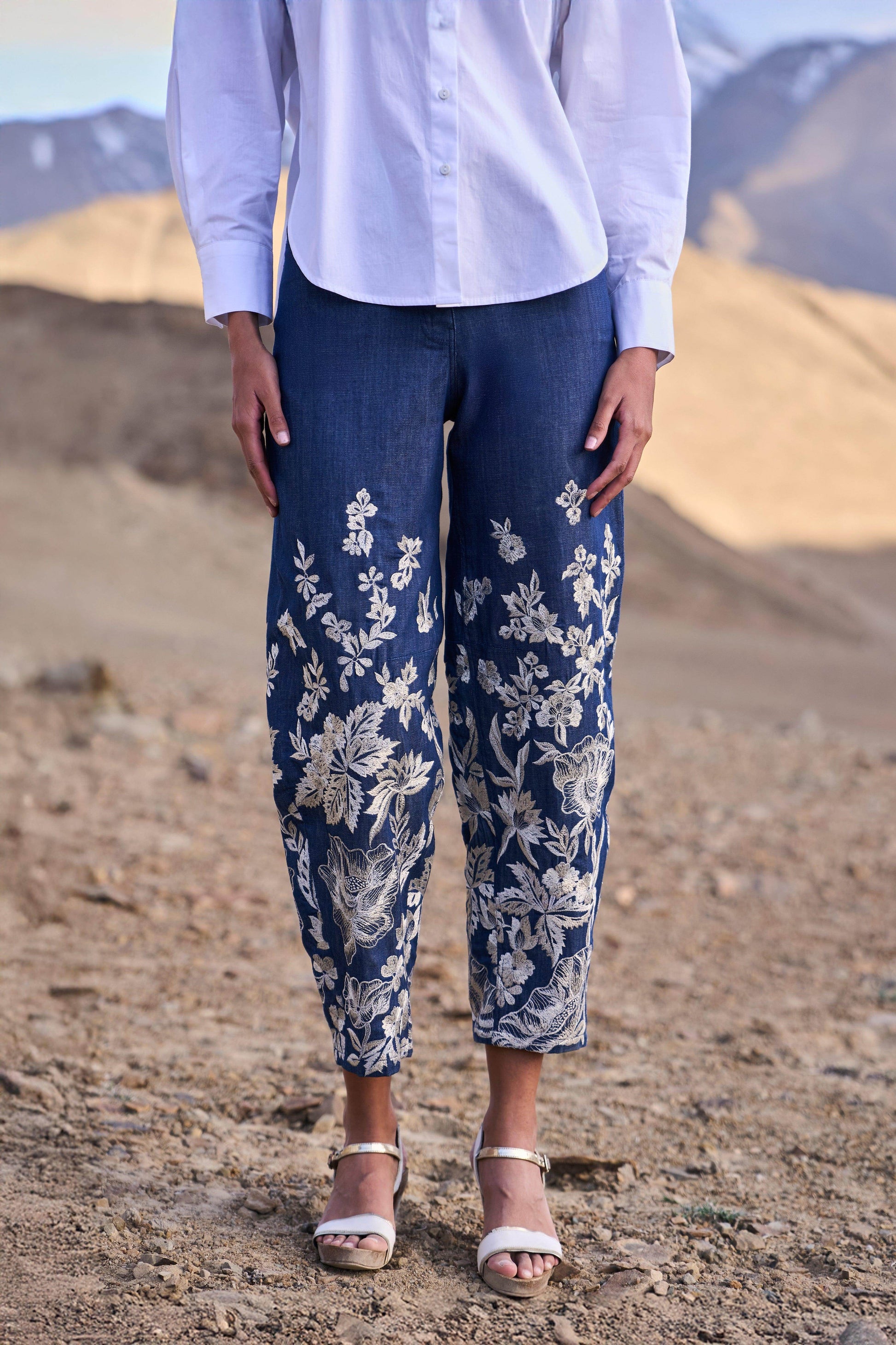 DENIM EMBROIDERED PANT - dash and dot
