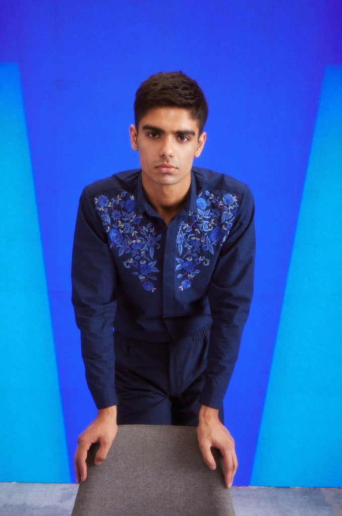 EMBROIDERED FRONT SHIRT - dash and dot dash and dot