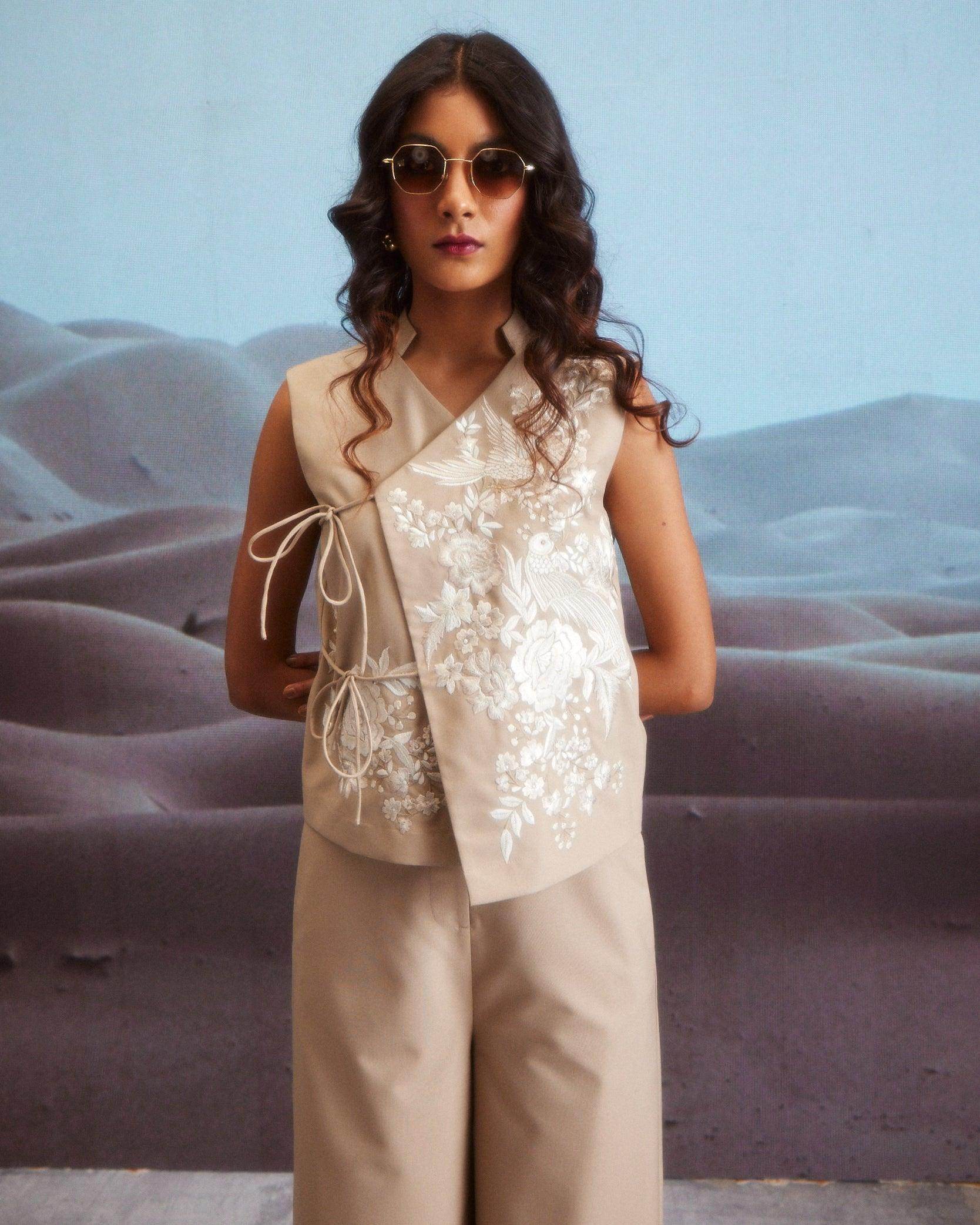 EMBROIDERED WAISTCOAT SET - dash and dot