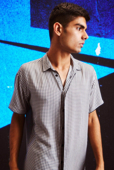 HOUNDSTOOTH HALF SLEEVE SHIRT - dash and dot