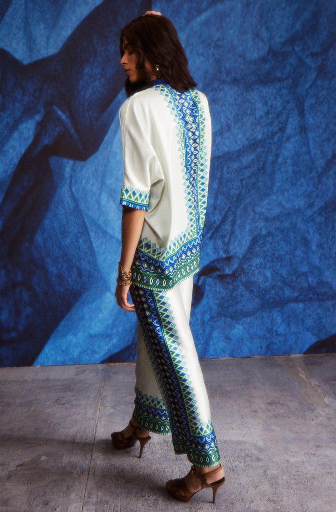 BOXY BORDER TOP - dash and dot dash and dot