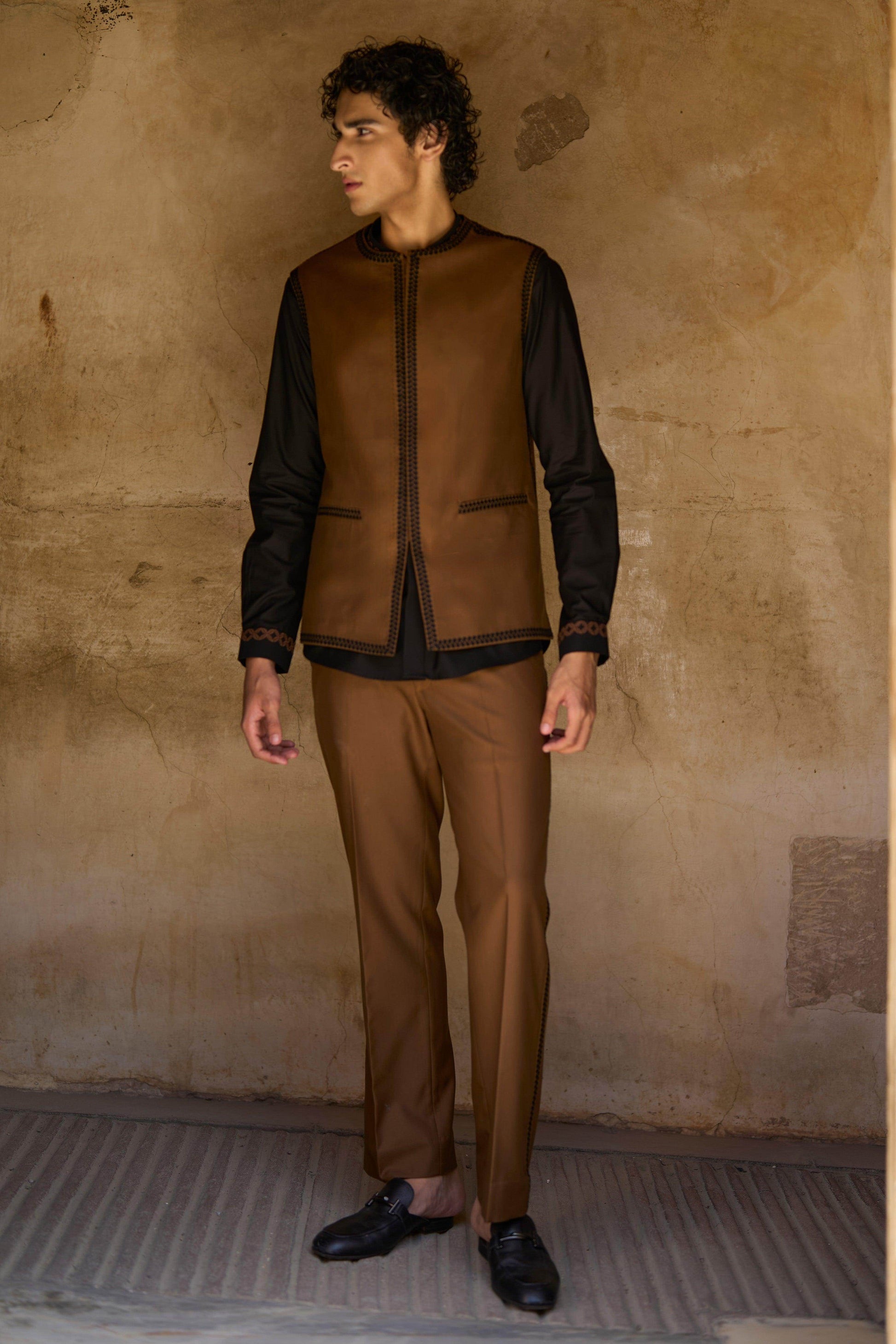 BORDER EMBROIDERED BANDI, SHIRT AND PANT - dash and dot