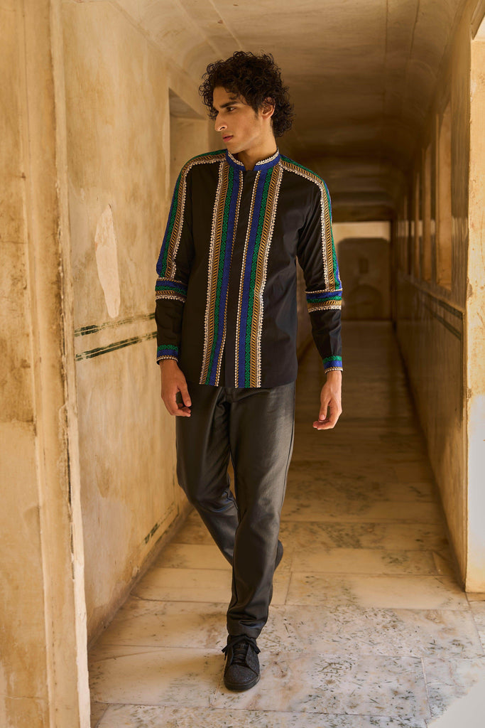 PLACEMENT EMBROIDERED SHIRT - dash and dot dash and dot