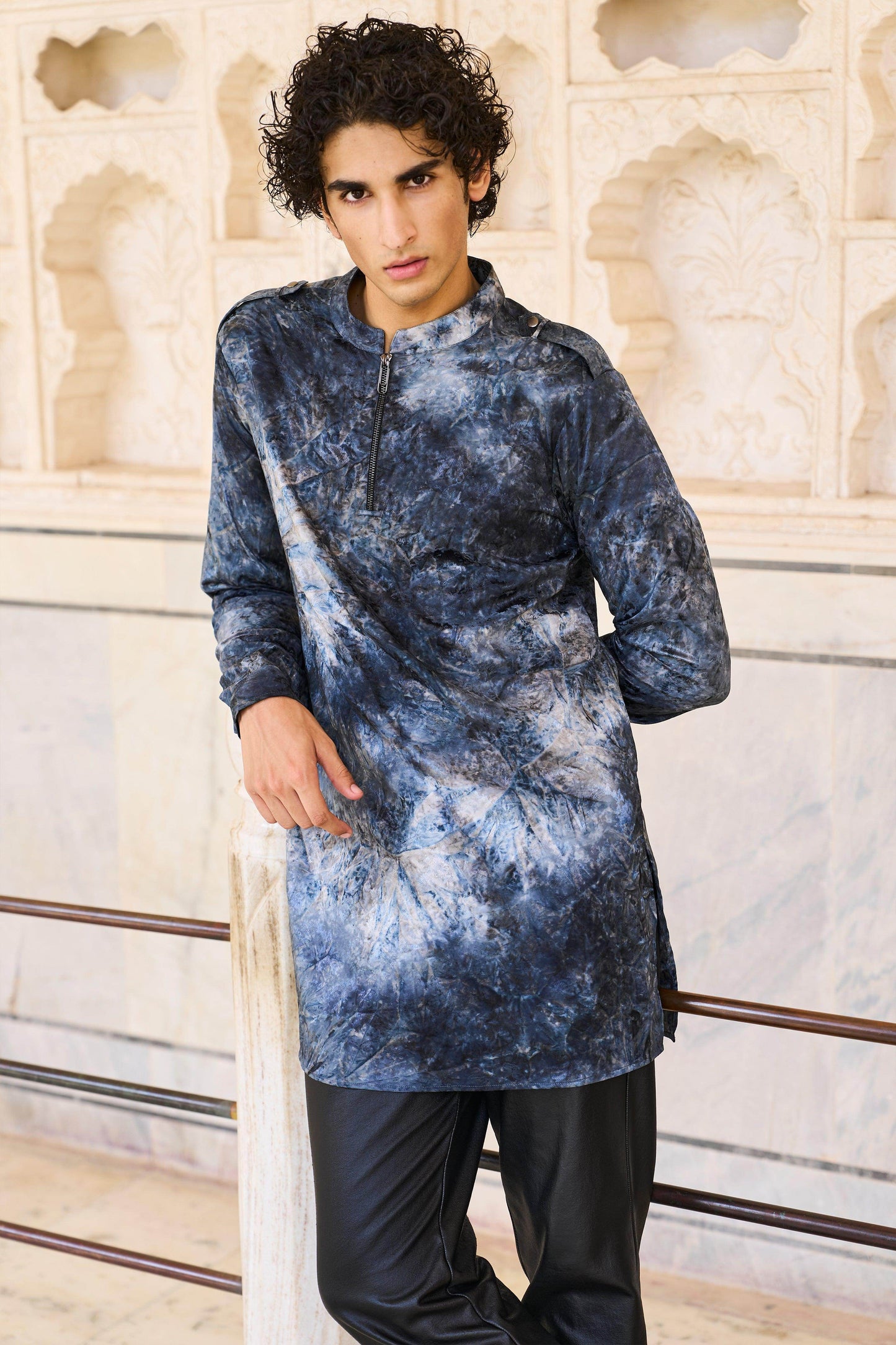 TIE DYE JACQUARD LONG SHIRT - dash and dot