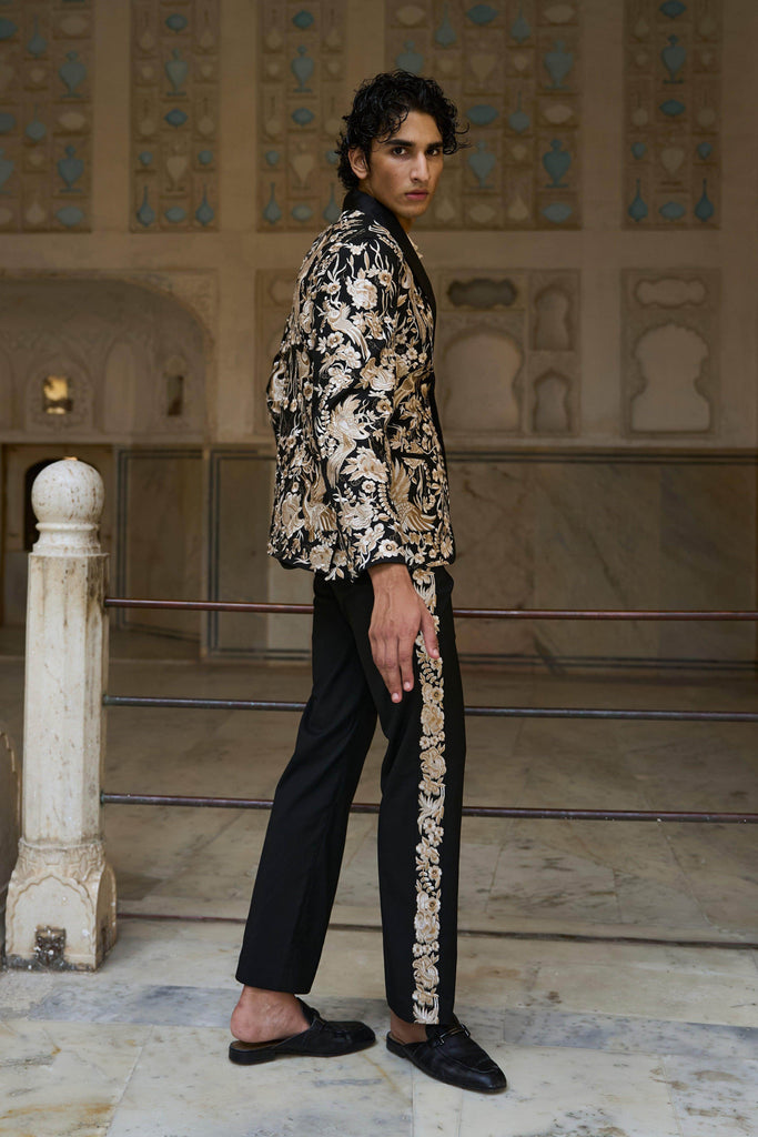 EMBROIDERED SUIT - dash and dot dash and dot