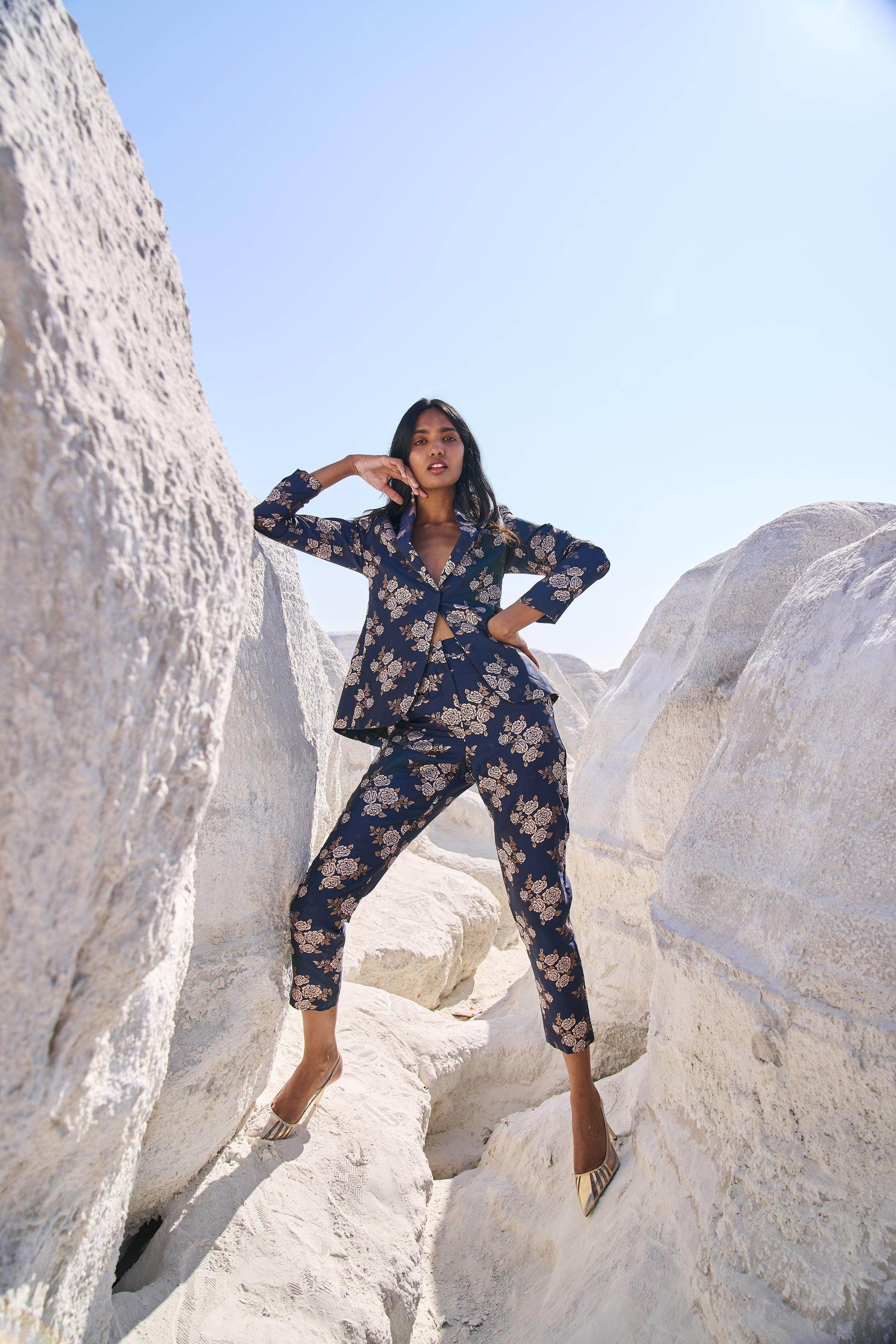 BROCADE SUIT - dash and dot