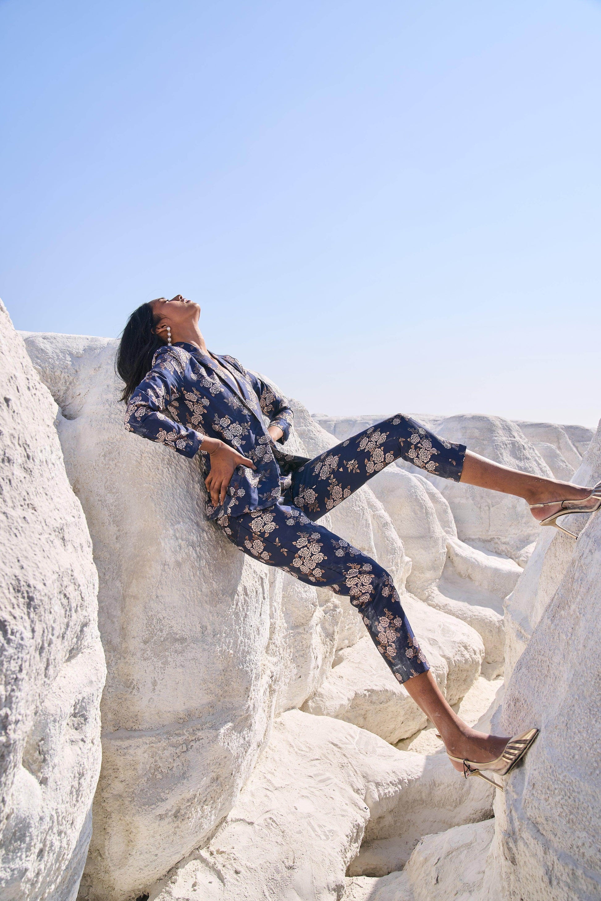 BROCADE SUIT - dash and dot