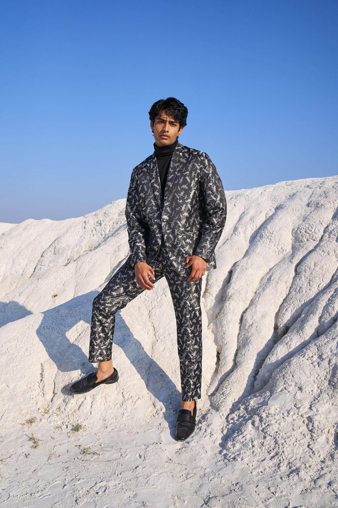 JACQUARD SUIT - dash and dot dash and dot