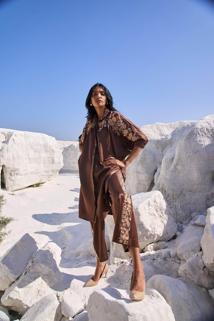 BOXY EMBROIDERED SET - dash and dot dash and dot