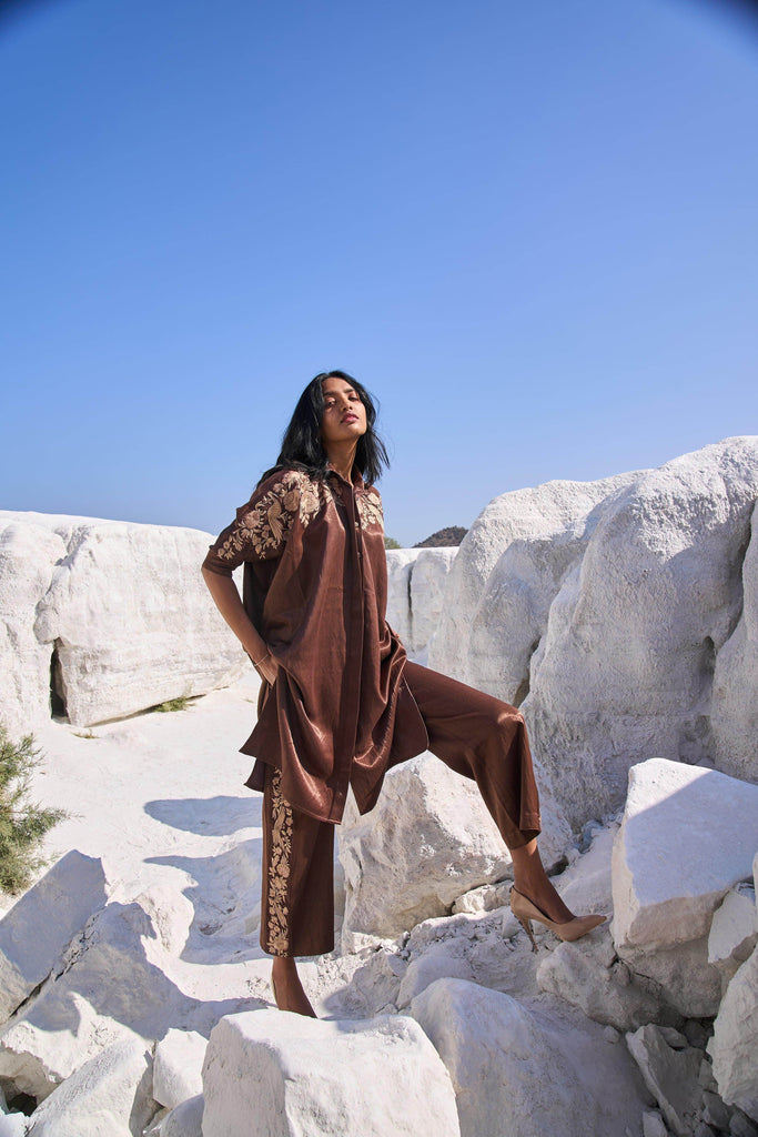 BOXY EMBROIDERED SET - dash and dot dash and dot