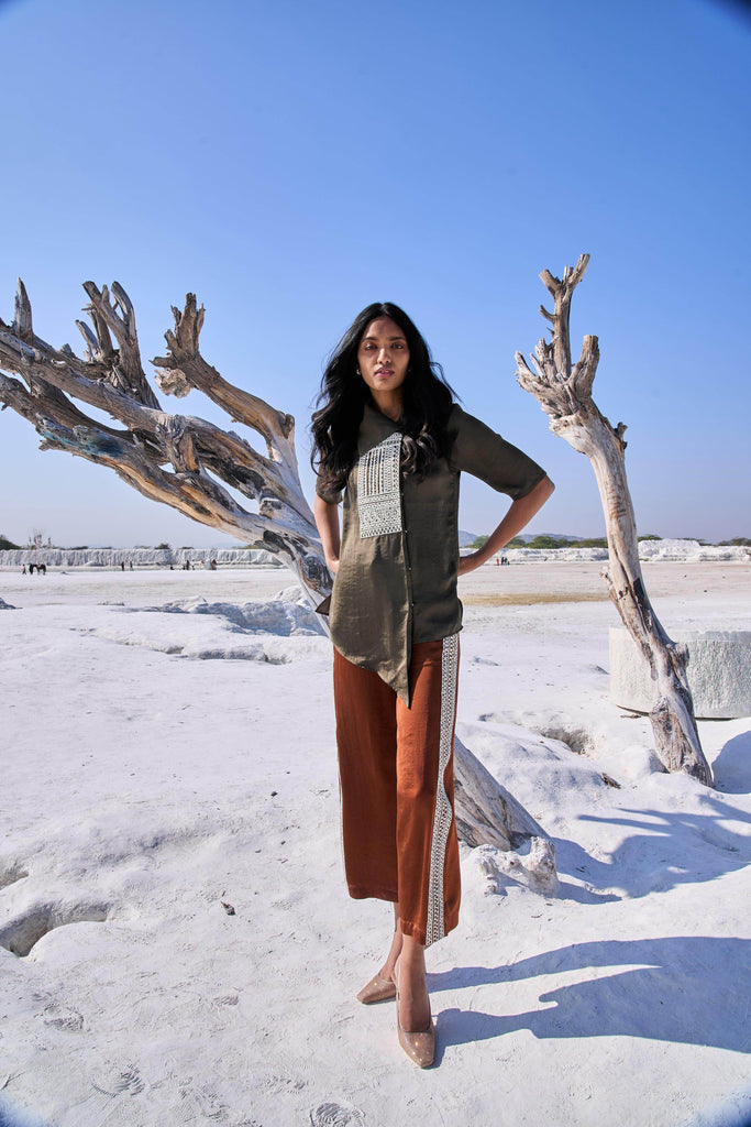 GOTA SIDE PANT - dash and dot dash and dot