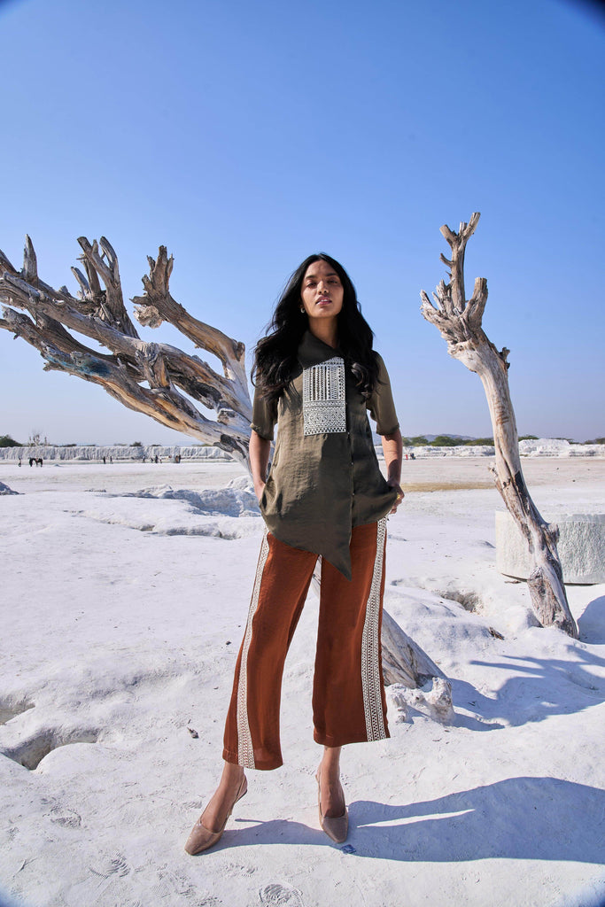 GOTA SIDE PANT - dash and dot dash and dot