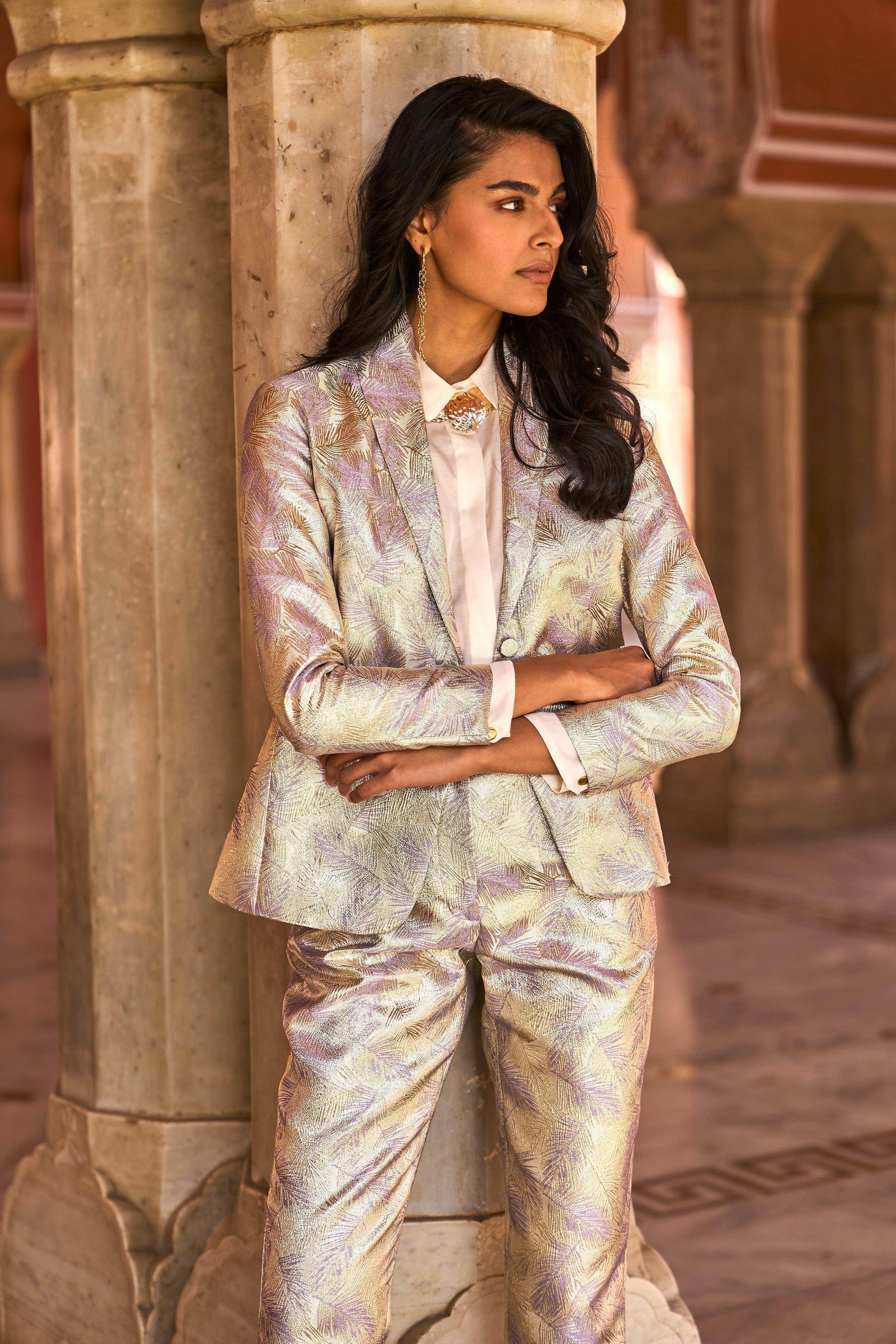 BROCADE SUIT - dash and dot