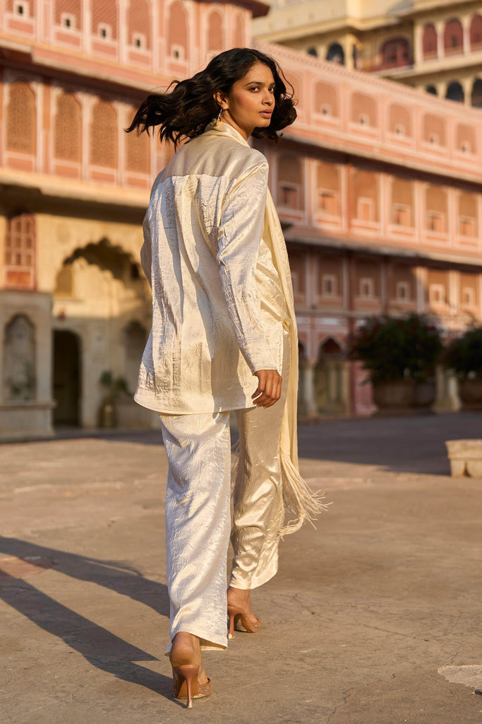 CRUSHED DRAPED SCARF SHIRT - dash and dot dash and dot