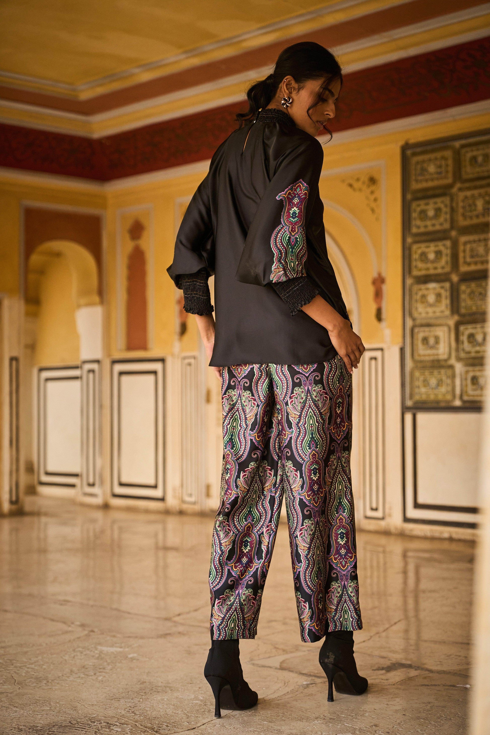 PAISLEY BLOUSE - dash and dot