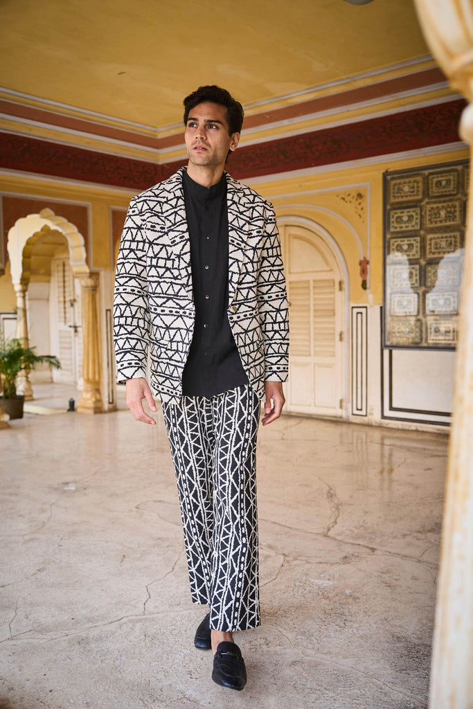 JACQUARD WEAVE SUIT - dash and dot dash and dot