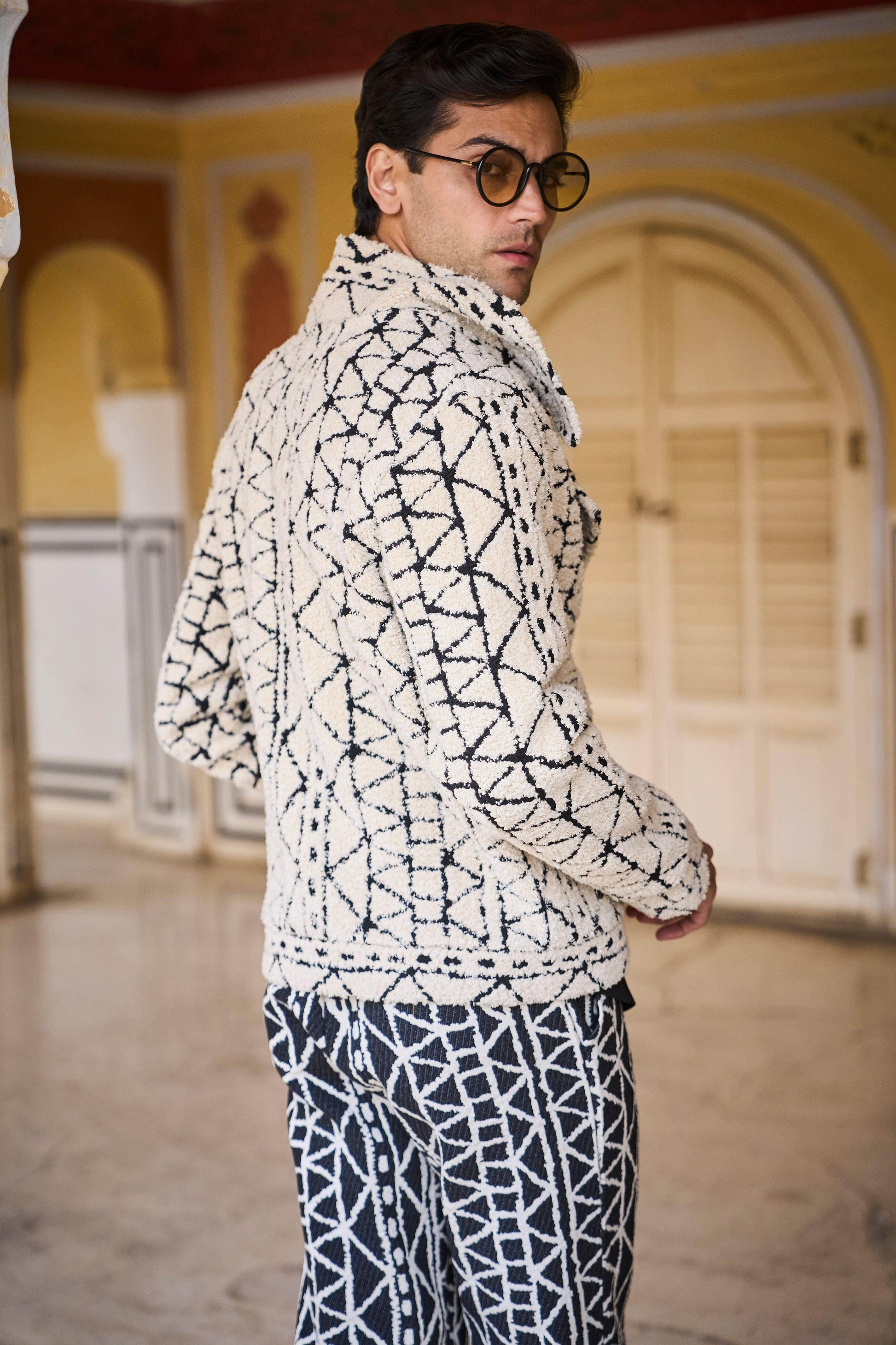 TRIBAL JACQUARD BOMBER - dash and dot