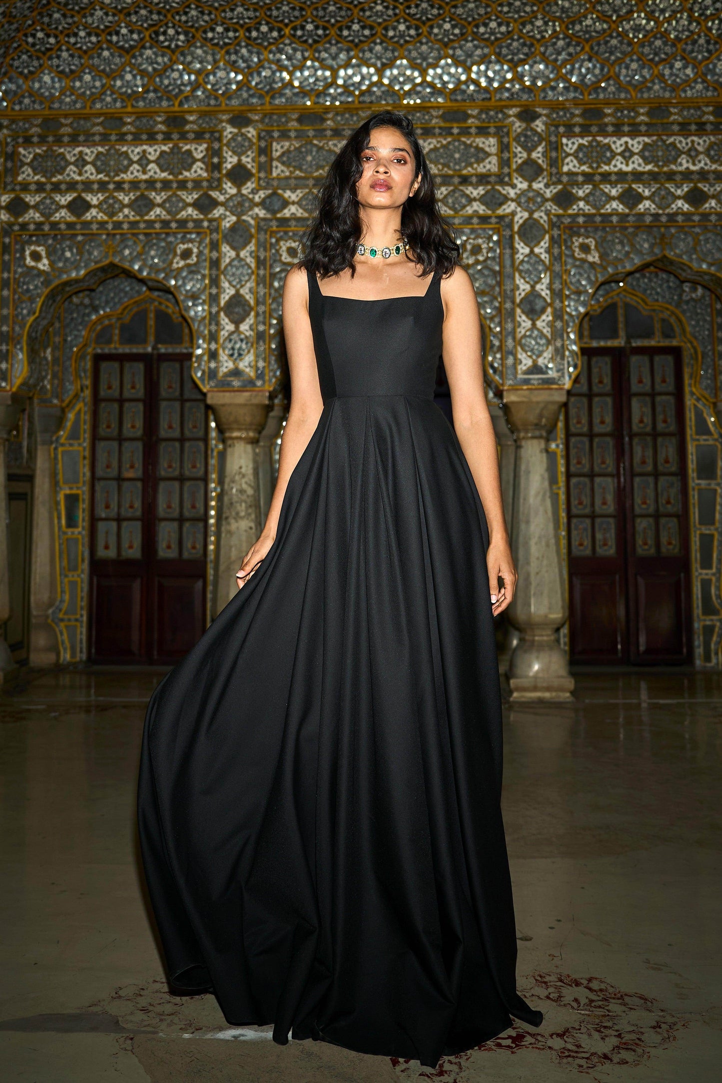 BLACK FLARE GOWN - dash and dot