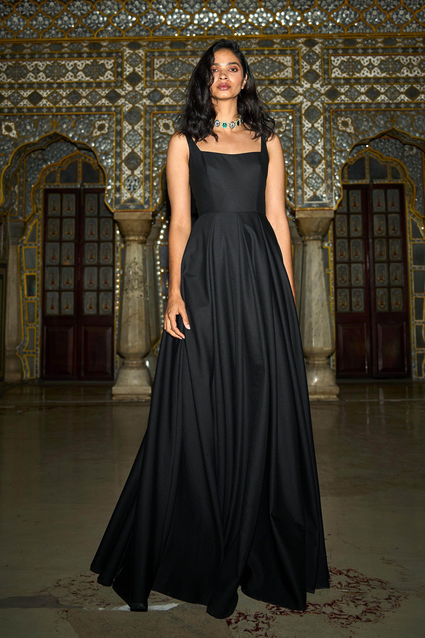 BLACK FLARE GOWN - dash and dot